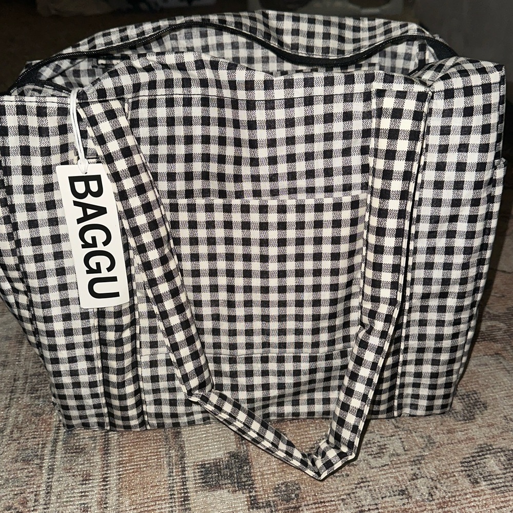 BAGGU Black and White Gingham Cloud Carry on
